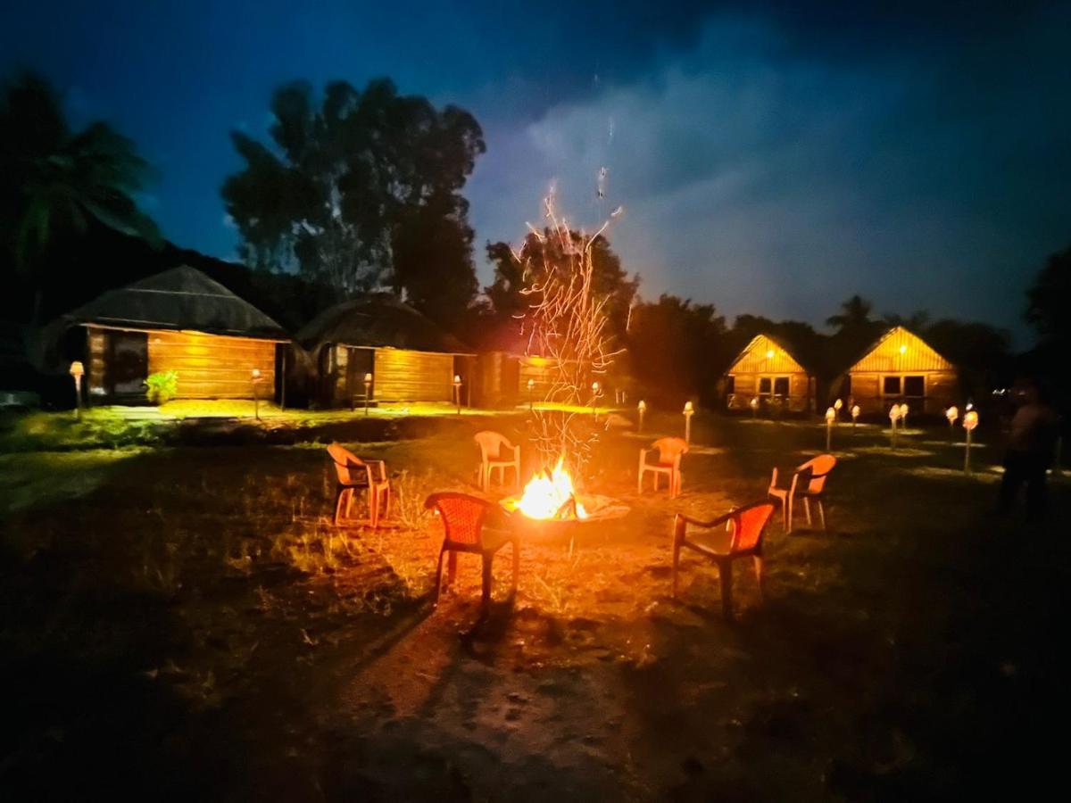 Banana Tree Home Stay Хампи Экстерьер фото