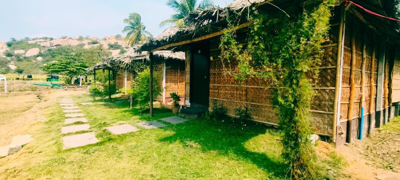 Banana Tree Home Stay Хампи Экстерьер фото
