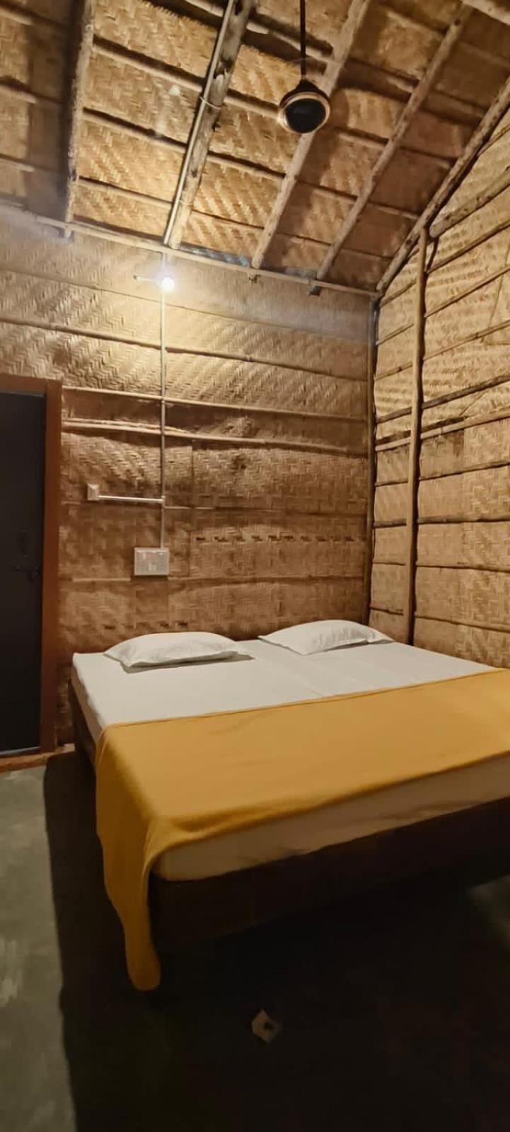 Banana Tree Home Stay Хампи Экстерьер фото