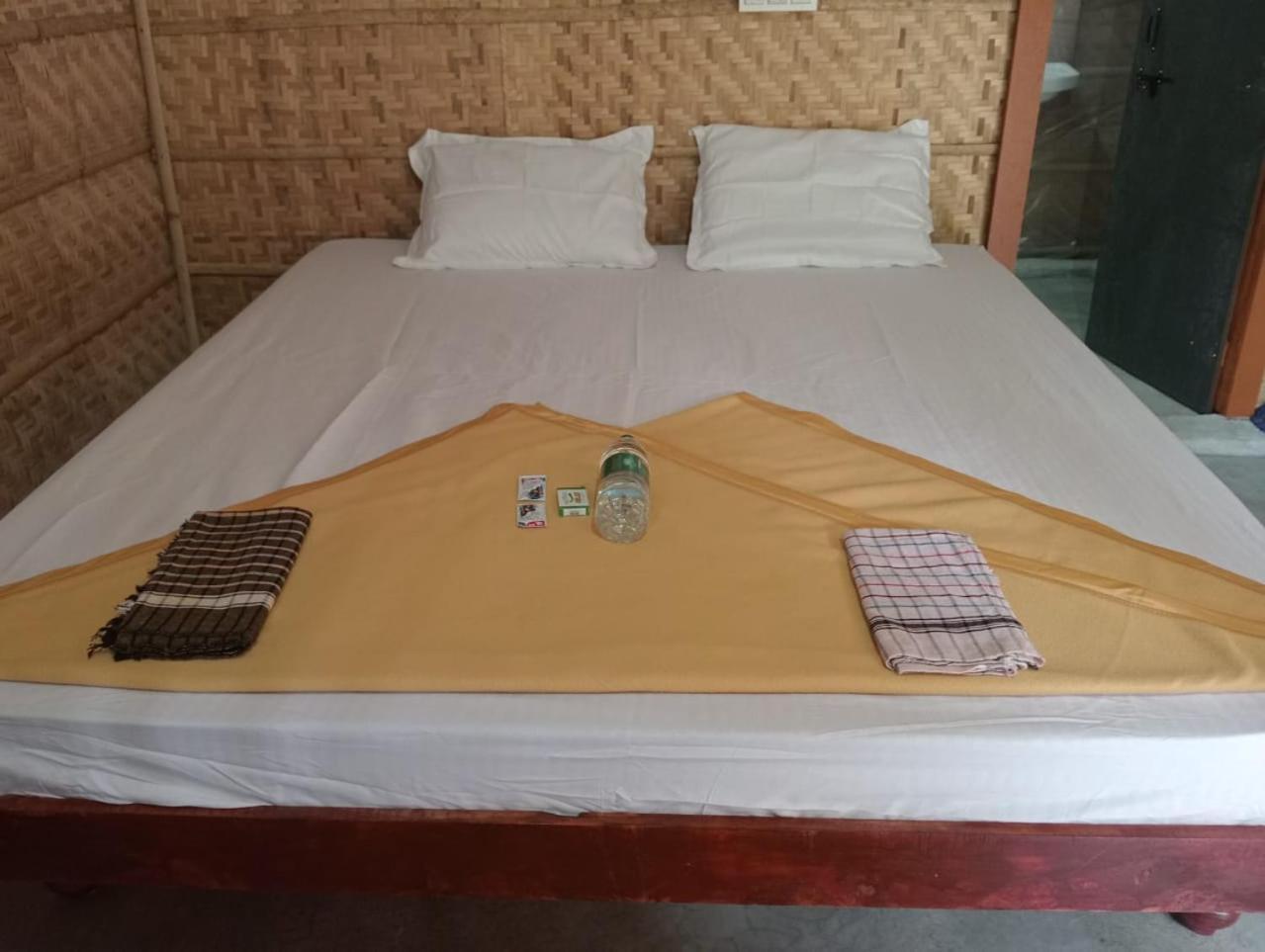 Banana Tree Home Stay Хампи Экстерьер фото