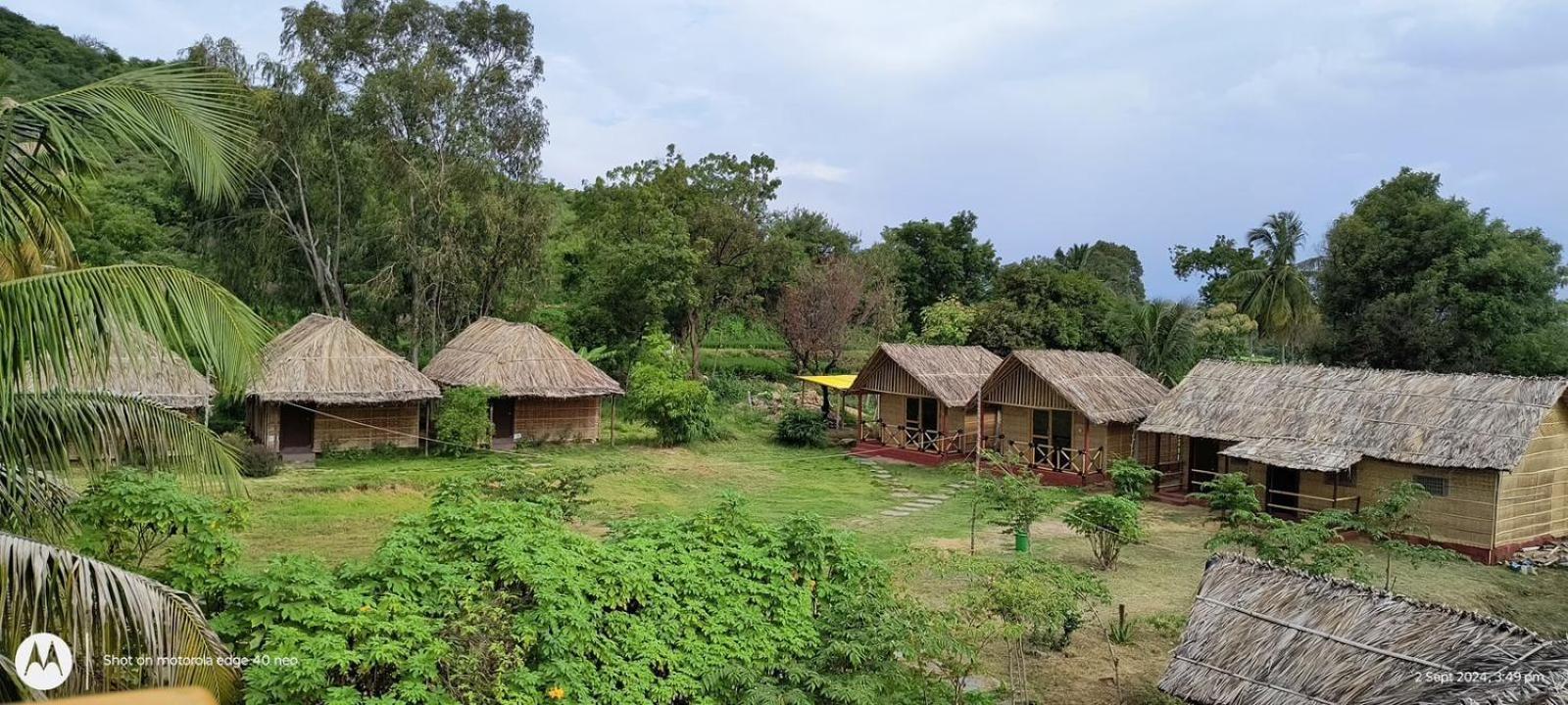 Banana Tree Home Stay Хампи Экстерьер фото