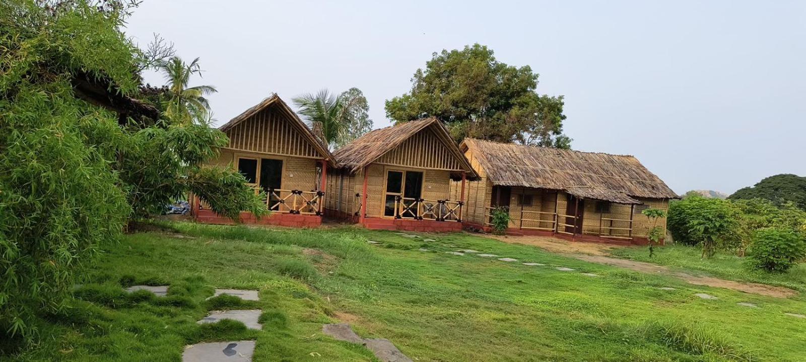 Banana Tree Home Stay Хампи Экстерьер фото
