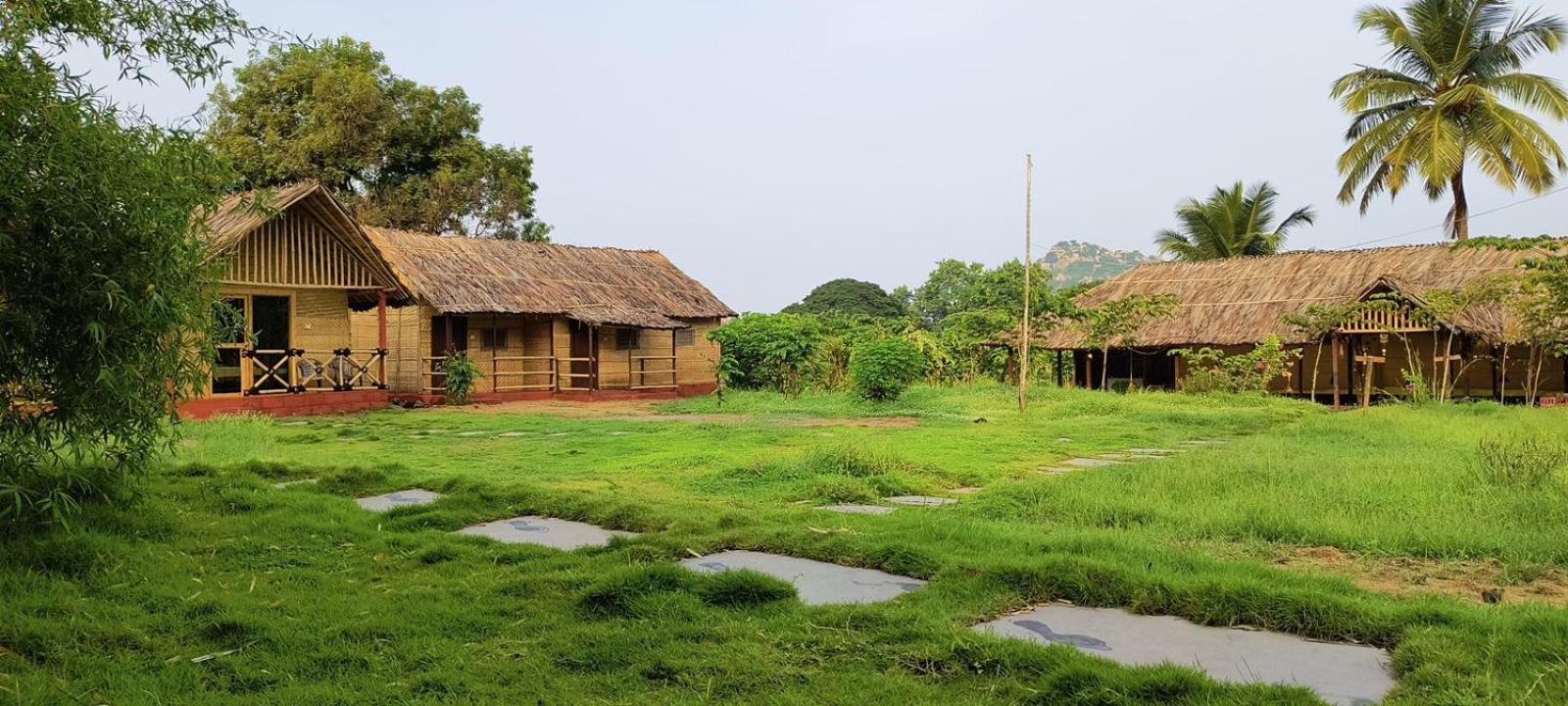 Banana Tree Home Stay Хампи Экстерьер фото